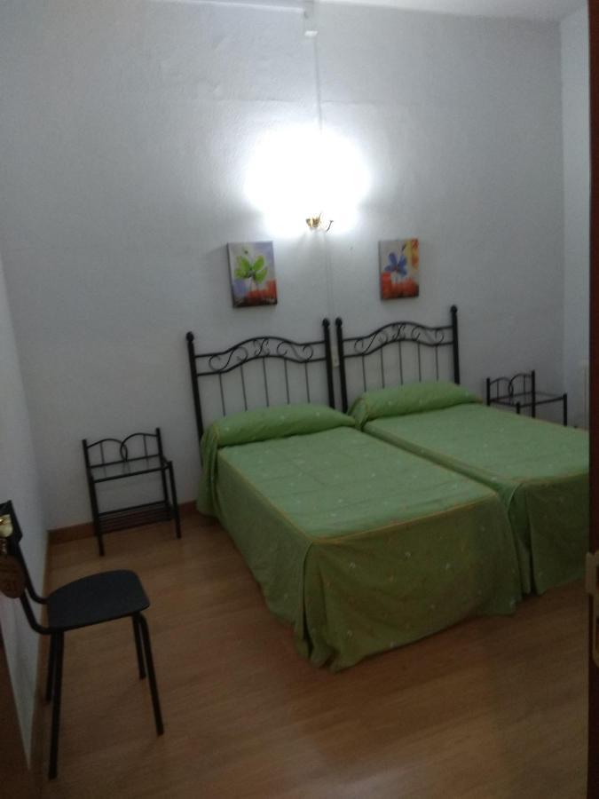 Pension Carretero Caces 外观 照片