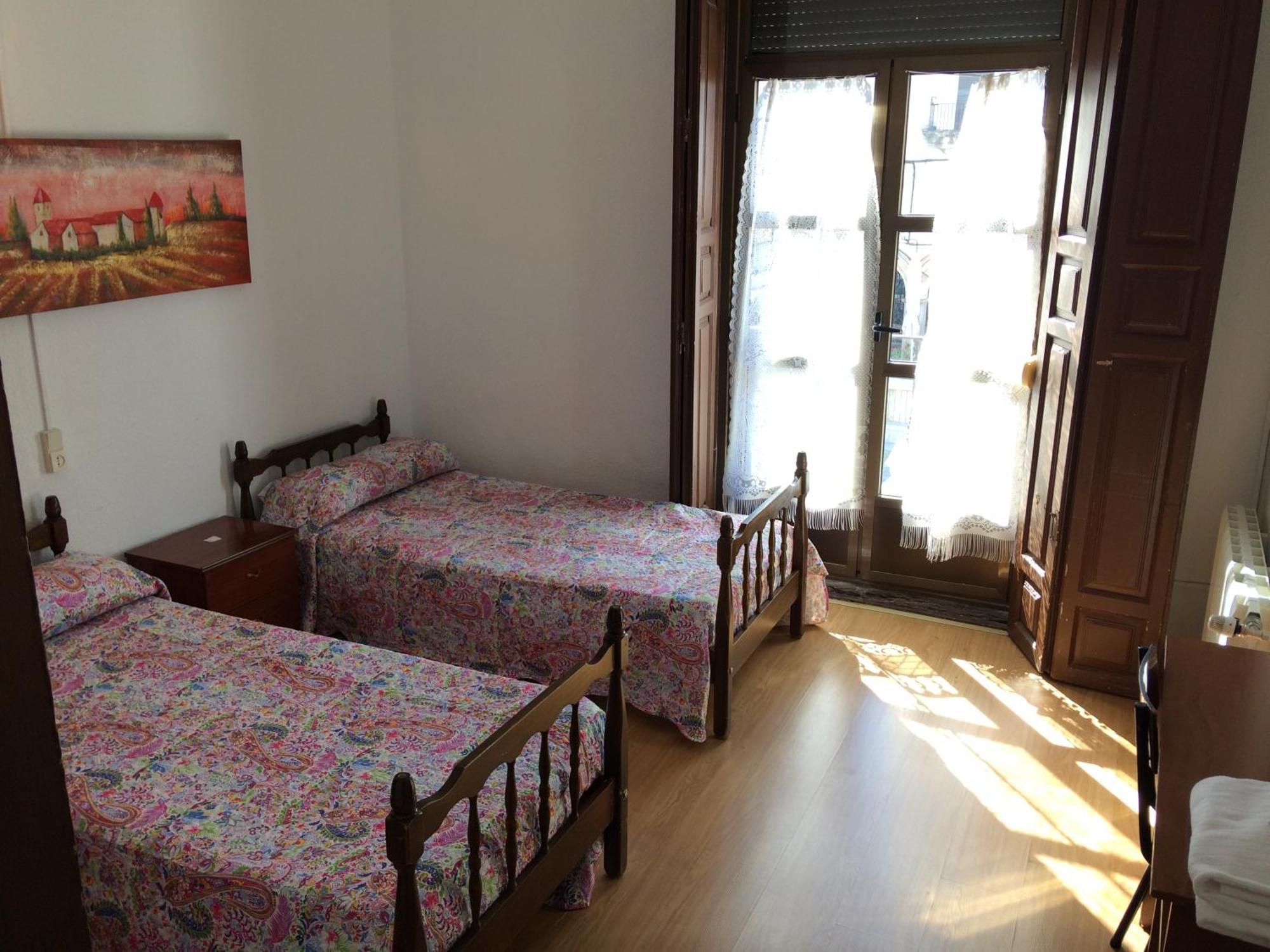 Pension Carretero Caces 外观 照片