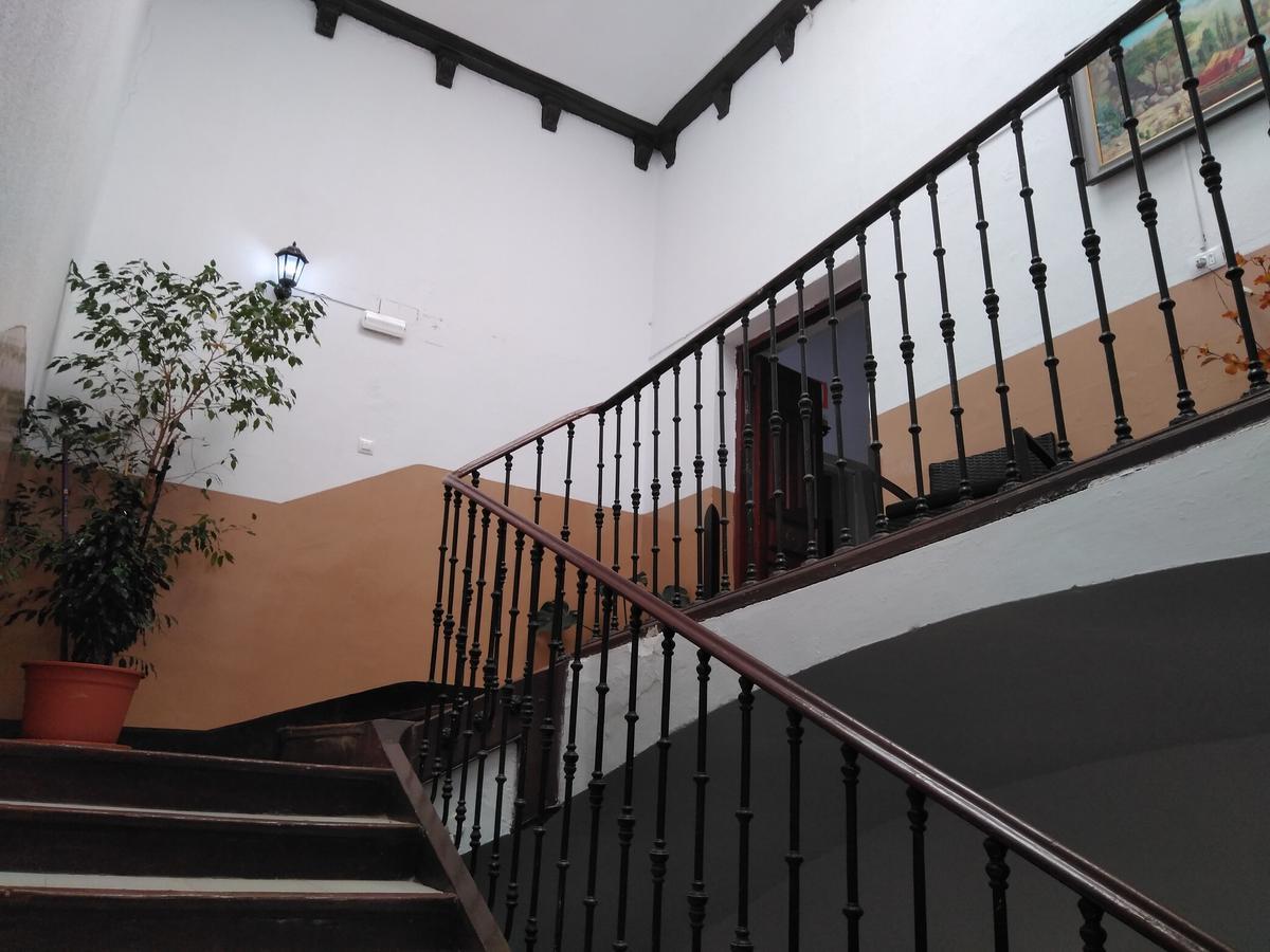Pension Carretero Caces 外观 照片