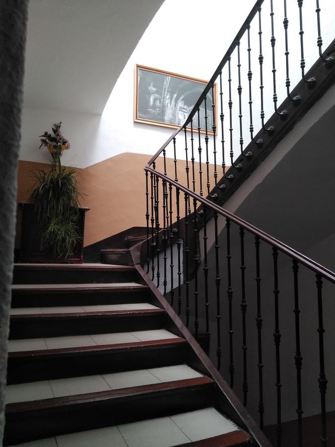 Pension Carretero Caces 外观 照片