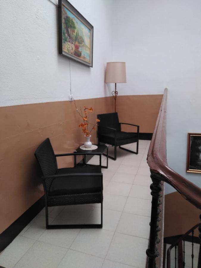 Pension Carretero Caces 外观 照片